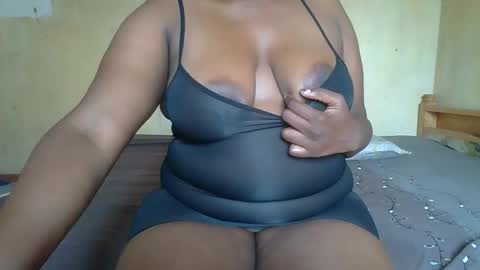 Snapshot of sollybunny chatting on 02.04.26 Solly bunny online show from 02.04.26