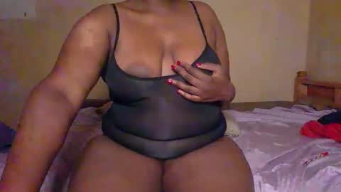 Snapshot of sollybunny chatting on 02.12.26 Solly bunny online show from 02.12.26