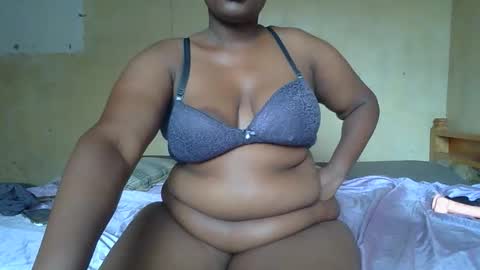 Snapshot of sollybunny chatting on 02.22.26 Solly bunny online show from 02.22.26