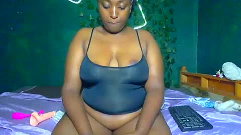 Snapshot of sollybunny chatting on 05.18.26 Solly bunny online show from 05.18.26