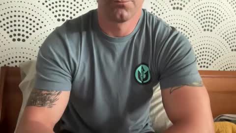 Some guy00 online show from 11.17.25