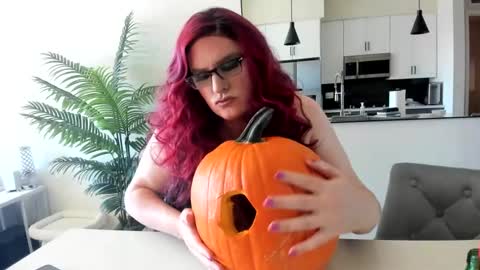 someonespeicial online show from 10.27.25