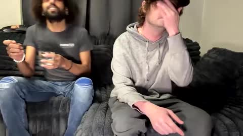 Snapshot of sometimesthingsget chatting on 12.08.24 JD online show from 12.08.24