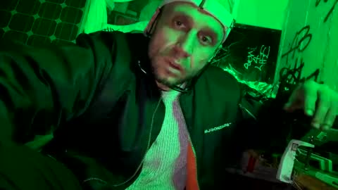 Snapshot of son_e_blacc chatting on 12.06.24 Soni online show from 12.06.24