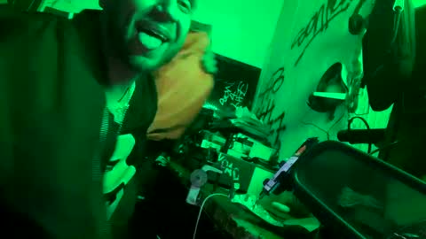 Snapshot of son_e_blacc chatting on 01.17.25 Soni online show from 01.17.25