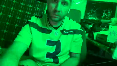 Snapshot of son_e_blacc chatting on 01.25.25 Soni online show from 01.25.25