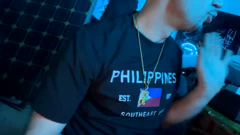 Snapshot of son_e_blacc chatting on 02.11.25 Soni online show from 02.11.25