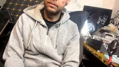 Snapshot of son_e_blacc chatting on 02.21.25 Soni online show from 02.21.25