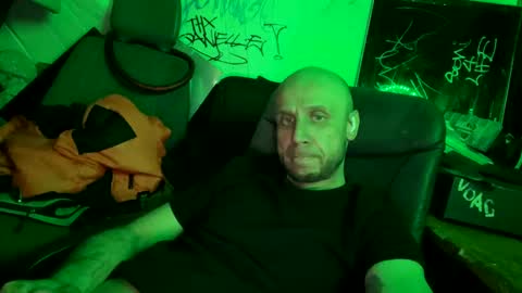 Snapshot of son_e_blacc chatting on 03.08.25 Soni online show from 03.08.25