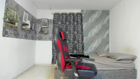 son_hades online show from 04.11.26