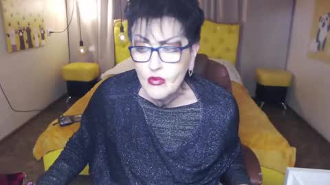 Snapshot of sondrariddle chatting on 05.03.26 sondrariddle online show from 05.03.26