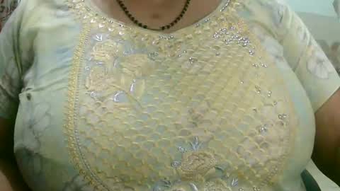 soni88888 online show from 12.05.24