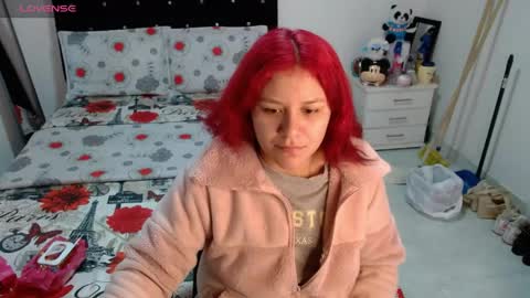Snapshot of soniafuckboobs chatting on 04.30.26 soniafuckboobs online show from 04.30.26