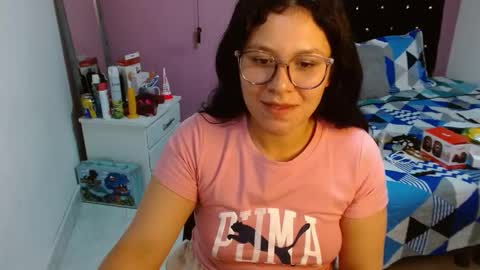 sonialatin69 online show from 12.11.24