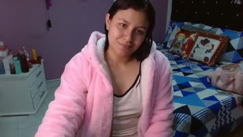 sonialatin69 online show from 12.20.24