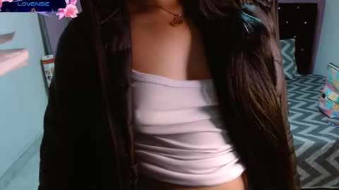 sonialatin69 online show from 01.14.25
