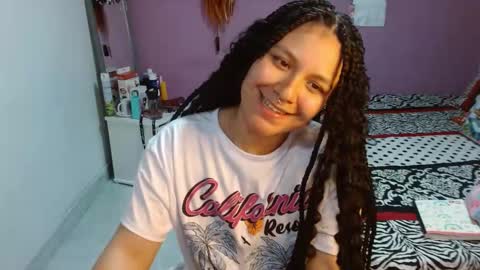 Snapshot of soniaplayass chatting on 12.30.24 soniaplayass online show from 12.30.24