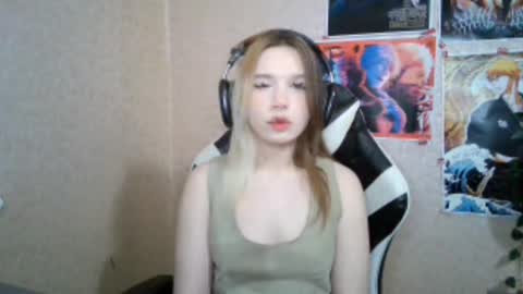 Snapshot of sonwosick chatting on 03.31.26 Mila online show from 03.31.26
