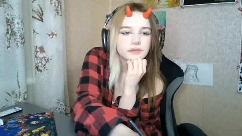 Snapshot of sonwosick chatting on 04.18.26 Mila online show from 04.18.26