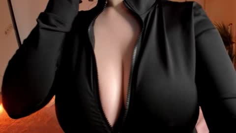 SONIA online show from 11.26.25