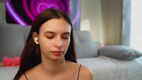 Snapshot of sonyaericsson chatting on 03.07.25 Eva 3 online show from 03.07.25