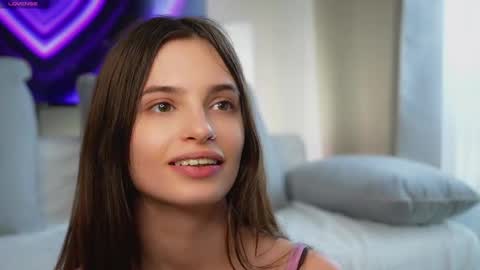 Snapshot of sonyaericsson chatting on 03.07.25 Eva 3 online show from 03.07.25