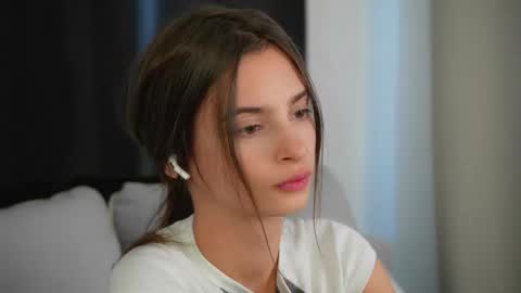 Snapshot of sonyaericsson chatting on 09.26.25 Eva 3 online show from 09.26.25