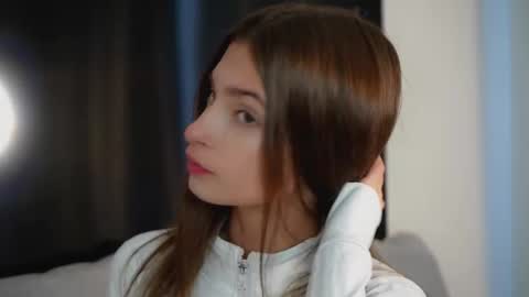 Snapshot of sonyaericsson chatting on 10.15.25 Eva 3 online show from 10.15.25