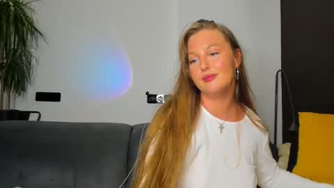 Snapshot of sonyatightt chatting on 01.14.25 Sonya online show from 01.14.25