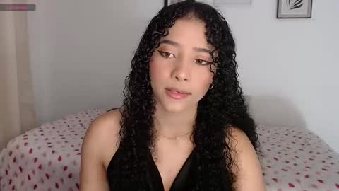 Snapshot of sophi_baby chatting on 10.23.25 Sophi baby online show from 10.23.25