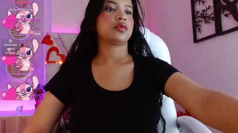 Snapshot of sophi_gray chatting on 02.27.25 Shophi online show from 02.27.25