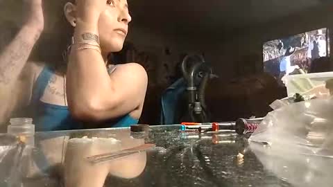 Snapshot of sophia1lux chatting on 10.13.25 sophia1lux online show from 10.13.25