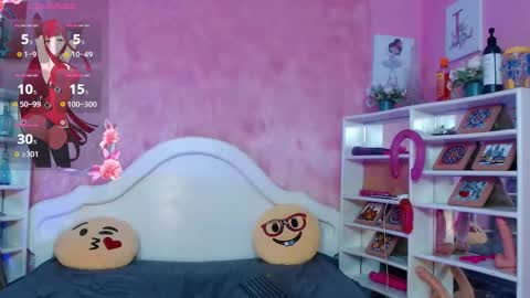 Snapshot of sophia_arevalo_ chatting on 10.03.25 Sophia online show from 10.03.25