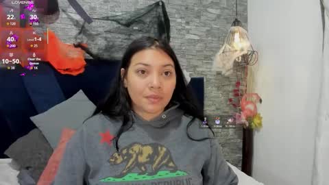 Sophia  online show from 10.23.25