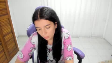 Sara Sophia online show from 10.09.25