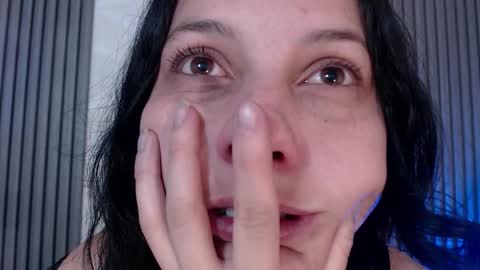 sophia hottie online show from 10.21.25