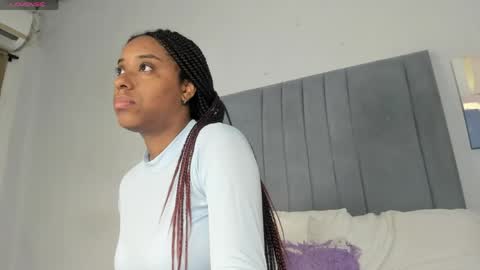 Snapshot of sophia_ebony___ chatting on 05.05.26 sophia_ebony___ online show from 05.05.26