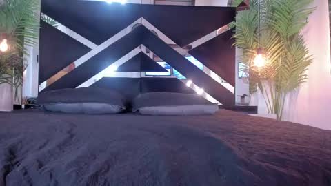 Shopia online show from 04.21.26