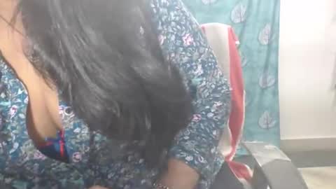 Snapshot of sophia_indian chatting on 01.17.26 Sophia Tamil online show from 01.17.26