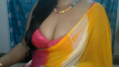 Snapshot of sophia_indian chatting on 06.13.26 Sophia Tamil online show from 06.13.26