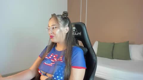 S O P H I A online show from 10.14.25