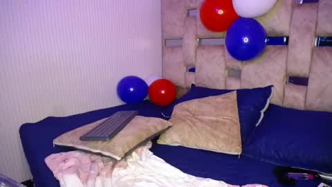 sophia_pink17 online show from 07.06.26