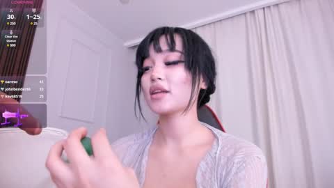 QUEEN OF SQUIRT online show from 12.18.24
