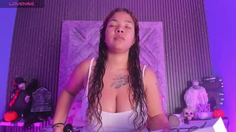  S O P H I A  online show from 10.12.25