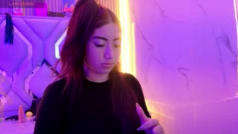 Sophia online show from 03.31.26