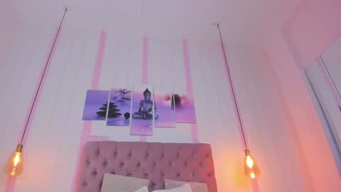 Snapshot of sophia_turneer chatting on 02.07.25 sophia_turneer online show from 02.07.25