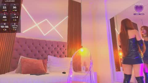 Snapshot of sophia_turneer chatting on 10.23.25 sophia_turneer online show from 10.23.25