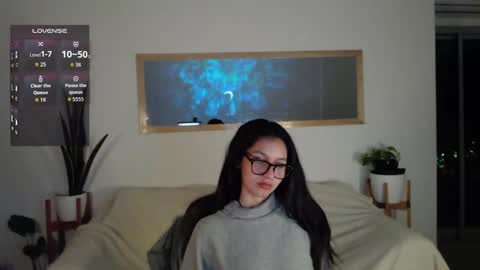 Snapshot of sophia_whispers chatting on 10.06.25 Sophia online show from 10.06.25