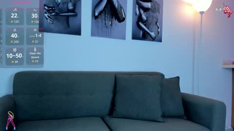Sophia Wilians  online show from 09.27.25