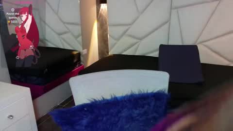 Snapshot of sophiaa_7 chatting on 10.02.25 Sophi online show from 10.02.25